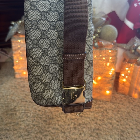 Gucci large belt bag. Retails for $1,390 selling for $899.00 - Picture 5 of 6